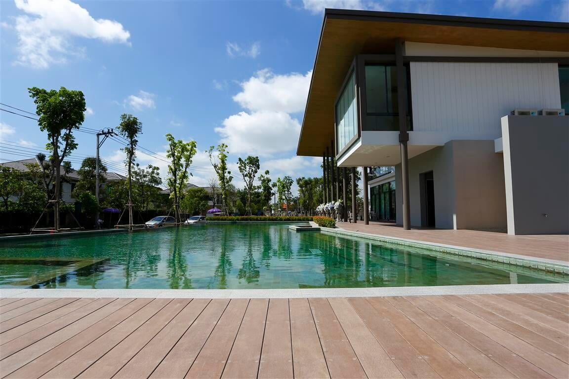 SHERA Decking is a perfect exterior decking material for pool areas