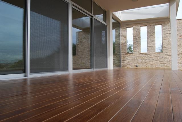 Exterior decking using SHERA Floor Plank