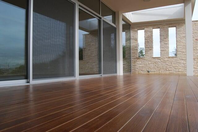 Exterior landing using SHERA Decking Floor Plank